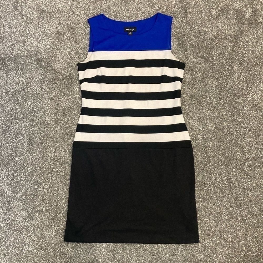 RN Studio By Ronni Nicole dress